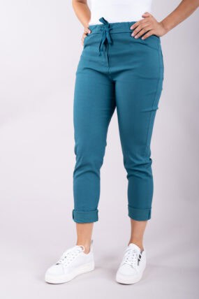 Stretchy magic trousers with elasticated waistband