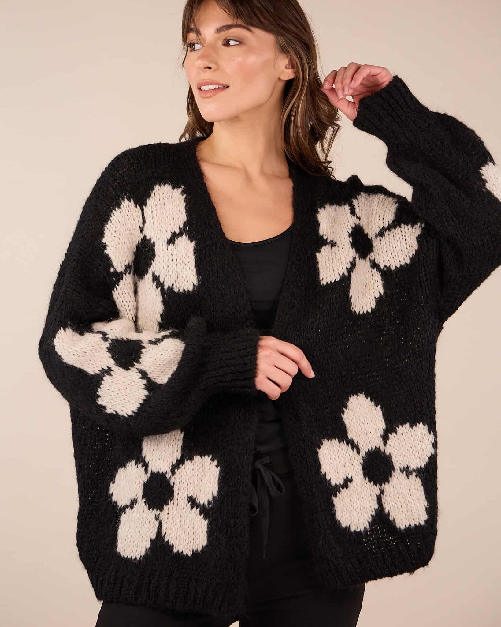 Bold floral knit cardigan | Peony Fashion