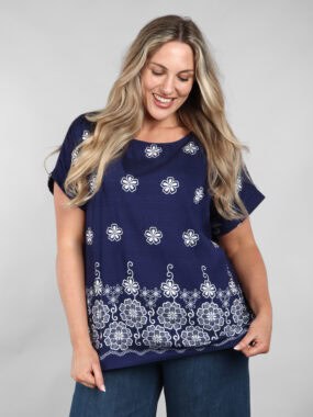 Floral print round neck top