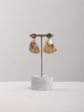 Shell stud earrings