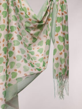 Heart lightweight tassel scarf