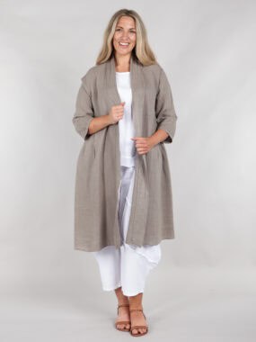 Linen jacket with pockets