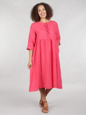 Linen round neck dress with front tie
