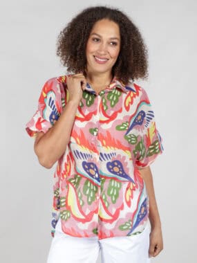 Lightweight abstract short sleeve shirt