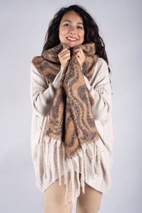 Chunky Woven Abstract Swirl Tassel Scarf
