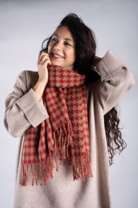 Woven Houndstooth Tassel Scarf